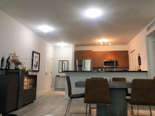 1300 E Ponce De Leon Blvd 514, Coral Gables, FL 33134