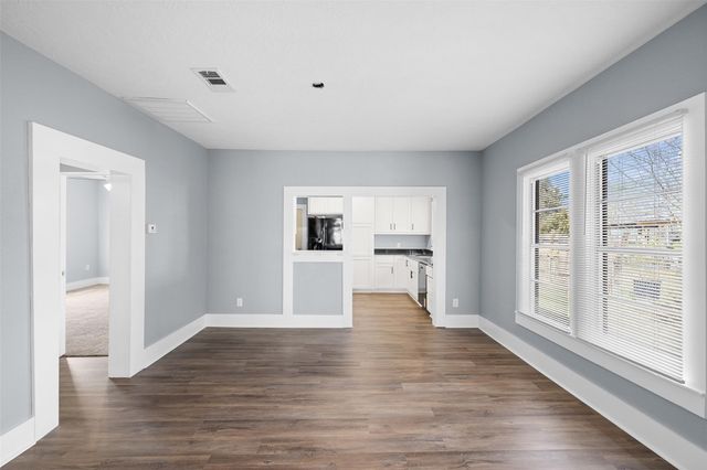 806 Plum Street, Caldwell, TX 77836