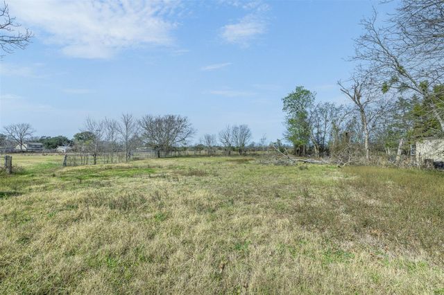 806 Plum Street, Caldwell, TX 77836