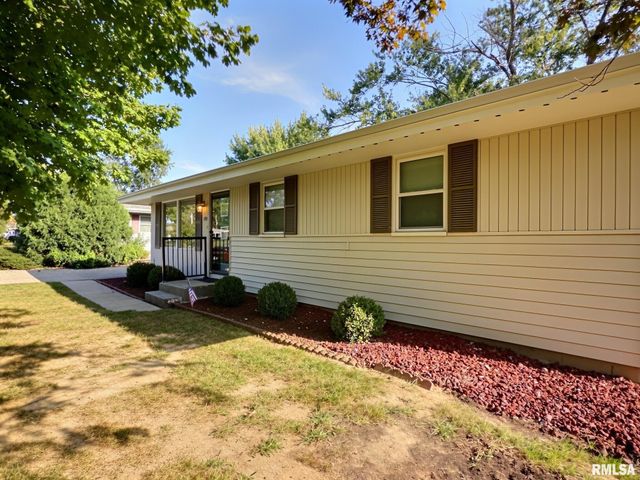 5744 N HAMILTON Road, Peoria, IL 61614