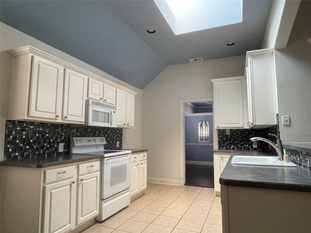 8117 Still Springs Drive, Plano, TX 75025