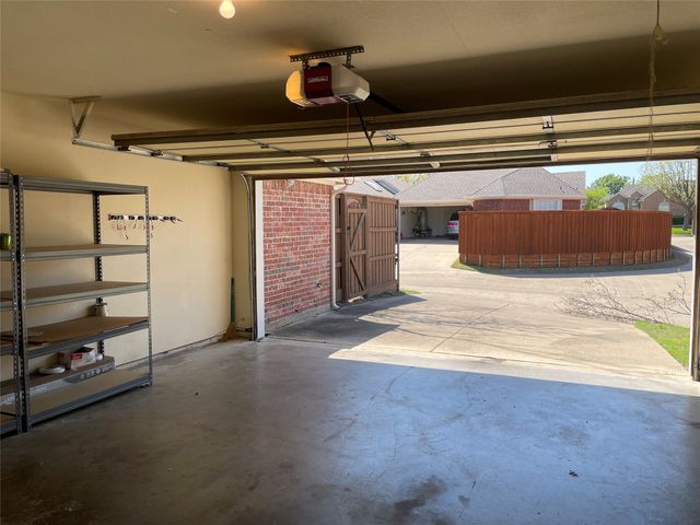 8117 Still Springs Drive, Plano, TX 75025