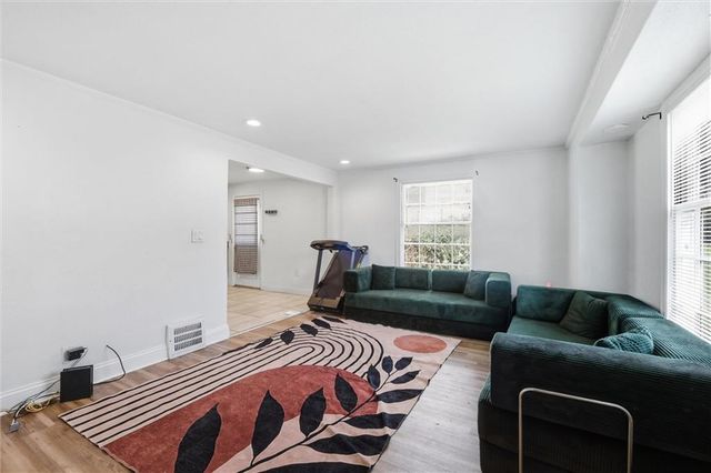 7617 Sni A Bar Terrace, Kansas City, MO 64129