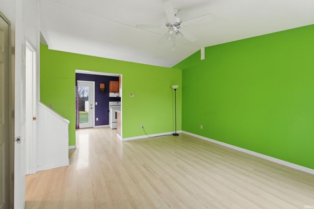 6818 Hunters Glen Drive, Fort Wayne, IN 46835