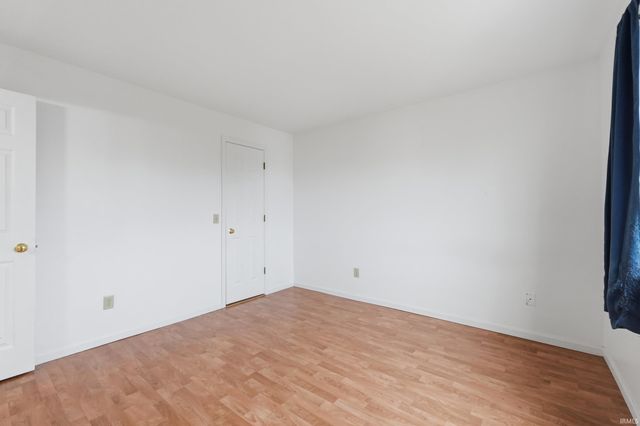 6818 Hunters Glen Drive, Fort Wayne, IN 46835