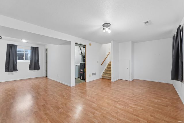 6818 Hunters Glen Drive, Fort Wayne, IN 46835