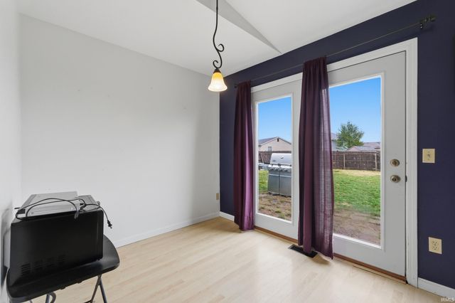 6818 Hunters Glen Drive, Fort Wayne, IN 46835