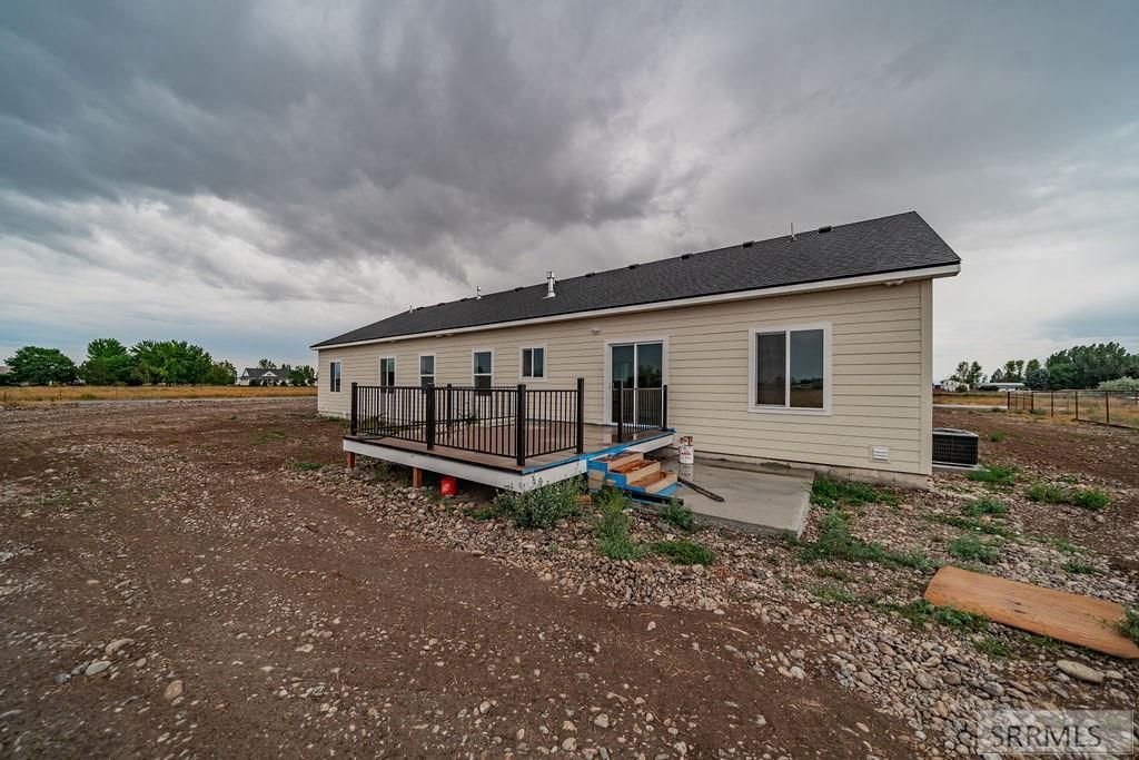 Image 63 of property listing at 3811 E 228 N, Rigby, ID 83442
