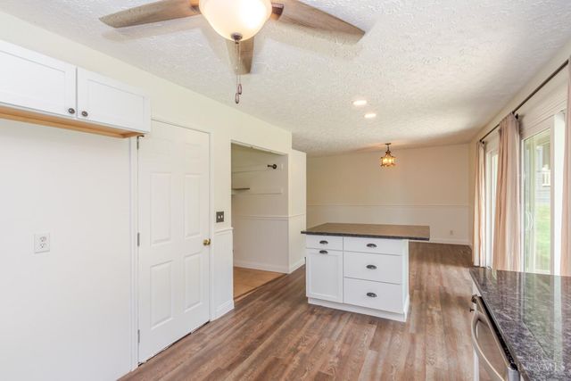 20 Timberwood Lane, Springboro, OH 45066