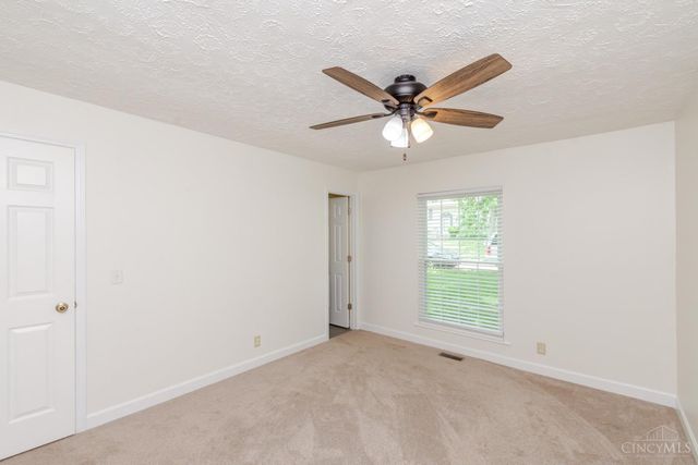 20 Timberwood Lane, Springboro, OH 45066
