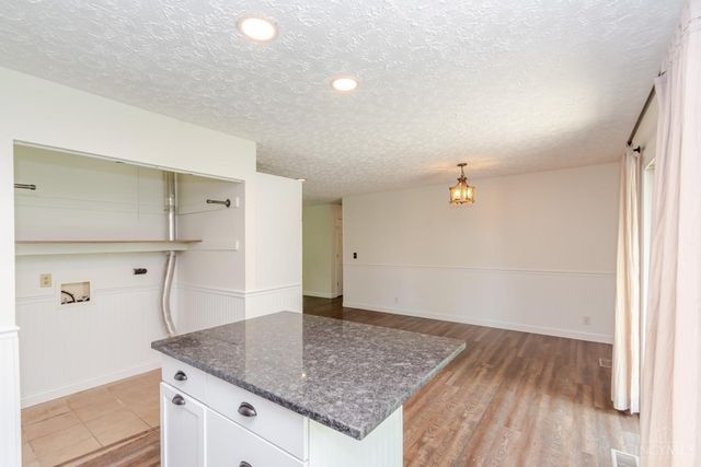 20 Timberwood Lane, Springboro, OH 45066