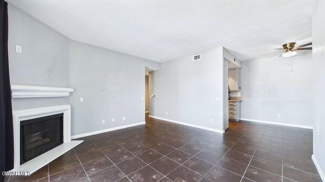 2821 W Avenue K12 217, Lancaster, CA 93534