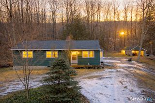 15 Connelly Road, New Milford, CT 06776