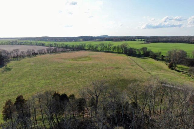 144 Mary Adams Rd, Franklin, KY 42134