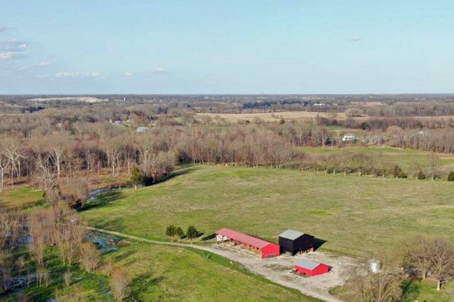 144 Mary Adams Rd, Franklin, KY 42134