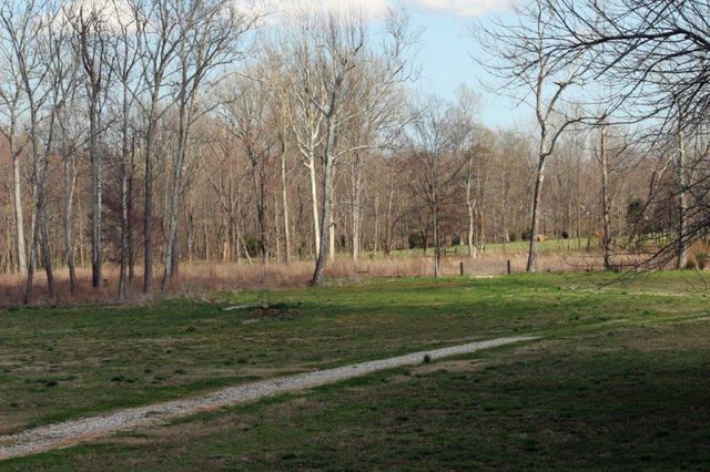 144 Mary Adams Rd, Franklin, KY 42134
