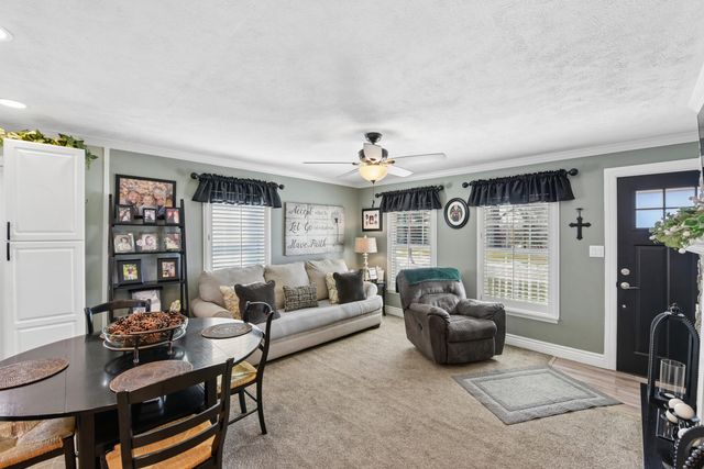 42 Goodridge Drive, Florence, KY 41042