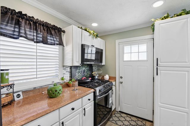 42 Goodridge Drive, Florence, KY 41042