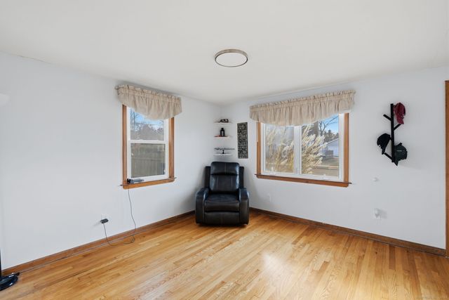 43 Salem Road, Manchester, CT 06040