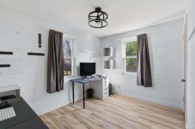 43 Salem Road, Manchester, CT 06040