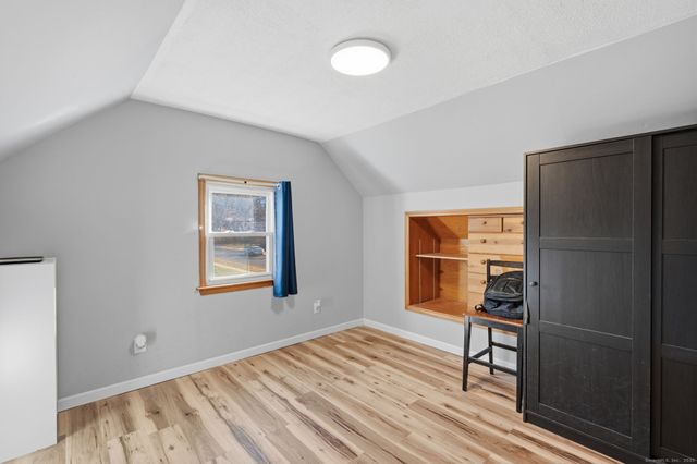 43 Salem Road, Manchester, CT 06040