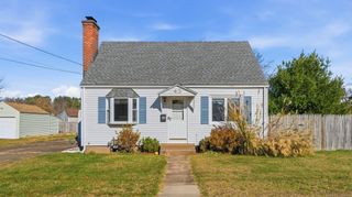 43 Salem Road, Manchester, CT 06040