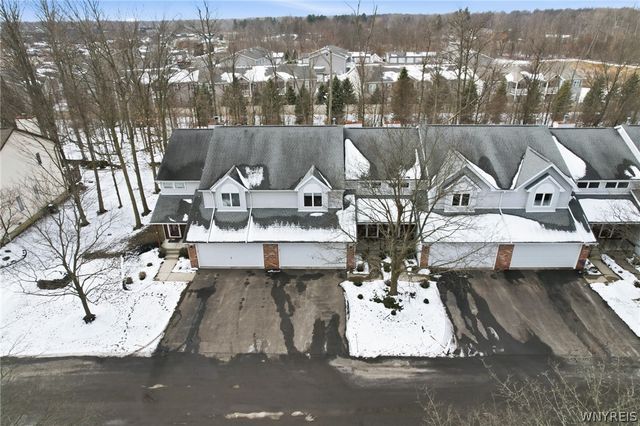 64 Northwood Drive, Lancaster, NY 14043