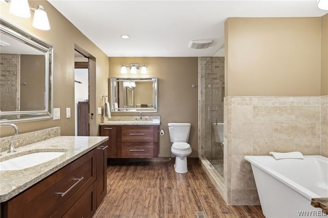 64 Northwood Drive, Lancaster, NY 14043