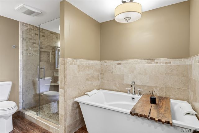 64 Northwood Drive, Lancaster, NY 14043