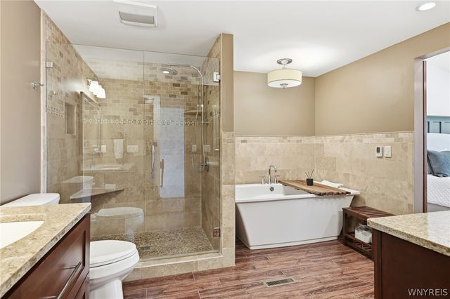 64 Northwood Drive, Lancaster, NY 14043