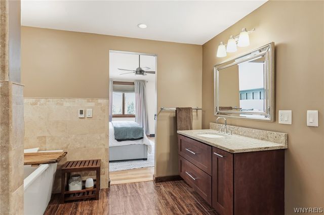 64 Northwood Drive, Lancaster, NY 14043