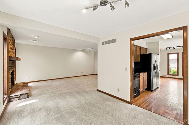 5317 Hickory Trail Lane, Blue Ash, OH 45242