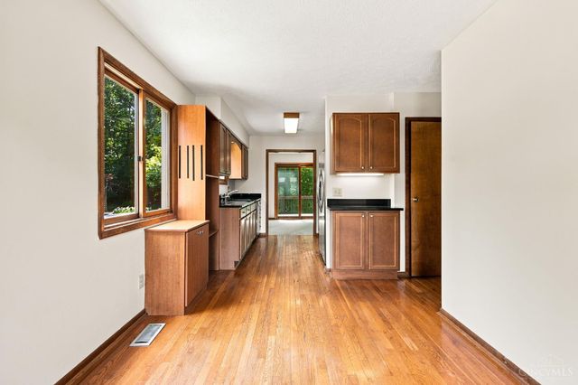 5317 Hickory Trail Lane, Blue Ash, OH 45242
