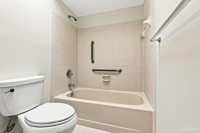 5317 Hickory Trail Lane, Blue Ash, OH 45242