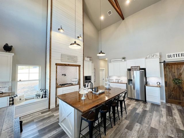 11457 N 510 Road, Tahlequah, OK 74464