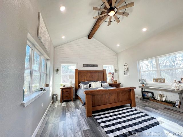 11457 N 510 Road, Tahlequah, OK 74464