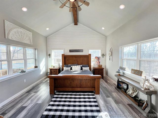 11457 N 510 Road, Tahlequah, OK 74464