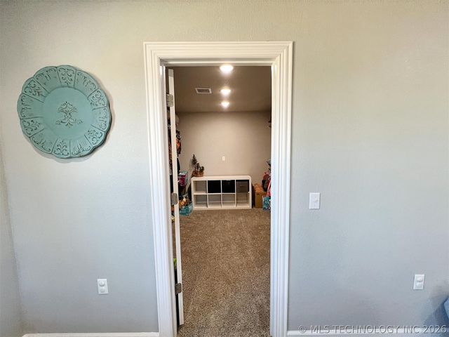 11457 N 510 Road, Tahlequah, OK 74464