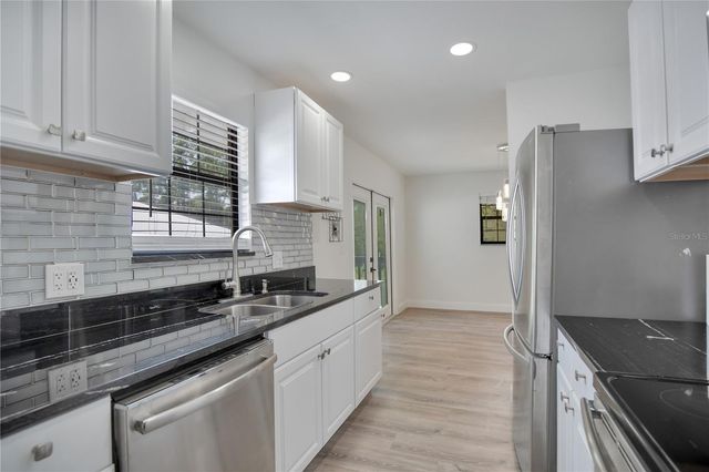 42111 CHINABERRY COURT, Eustis, FL 32736