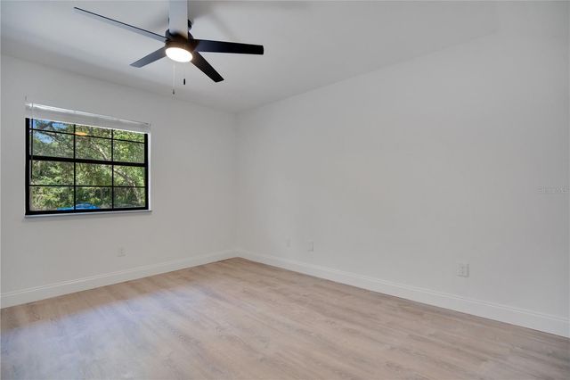 42111 CHINABERRY COURT, Eustis, FL 32736