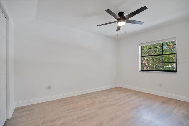 42111 CHINABERRY COURT, Eustis, FL 32736