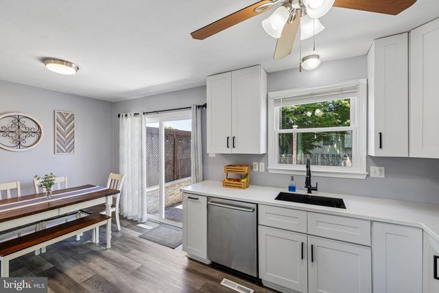 904 HORIZON RD, Mount Airy, MD 21771