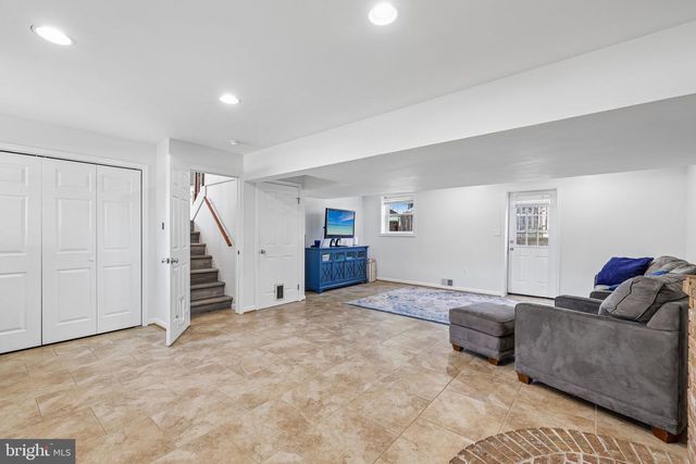 904 HORIZON RD, Mount Airy, MD 21771