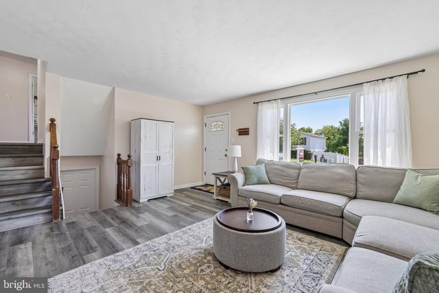 904 HORIZON RD, Mount Airy, MD 21771