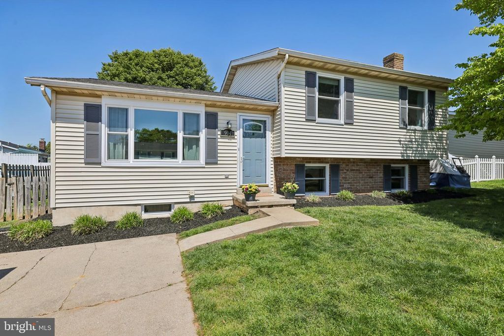 904 HORIZON RD, Mount Airy, MD 21771