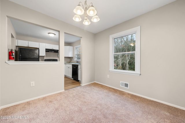 137 Red Bank Avenue, Bayville, NJ 08721