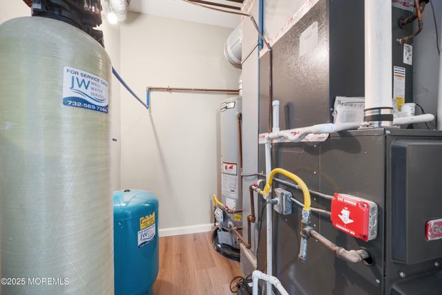 137 Red Bank Avenue, Bayville, NJ 08721