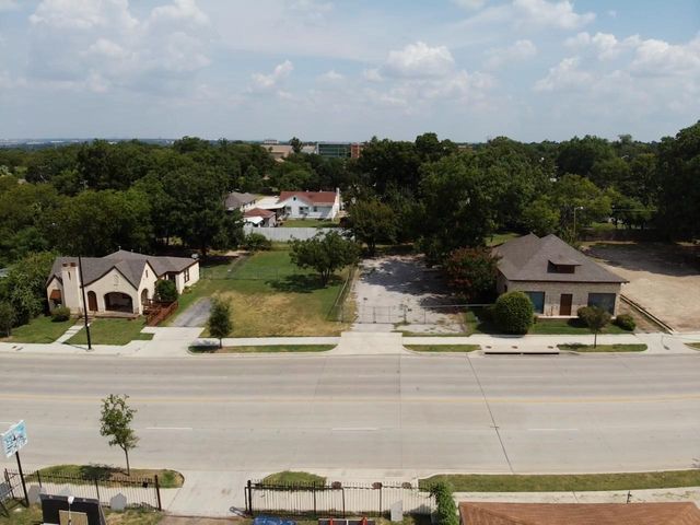 2813 E Rosedale Street, Fort Worth, TX 76105