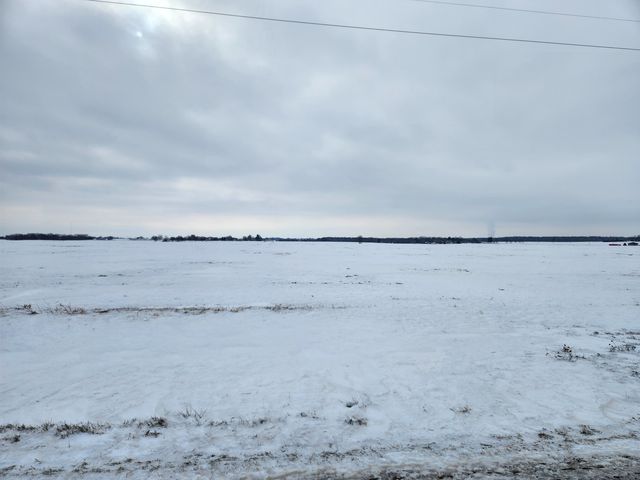 497 Timber Creek Road, Dixon, IL 61021