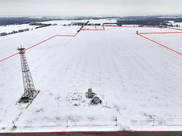 497 Timber Creek Road, Dixon, IL 61021